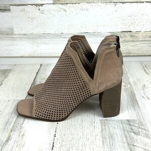 Vince Camuto Katnina Womens 12 Tan Vegan Suede Laser Cut Open ToeAnkle Boots NEW